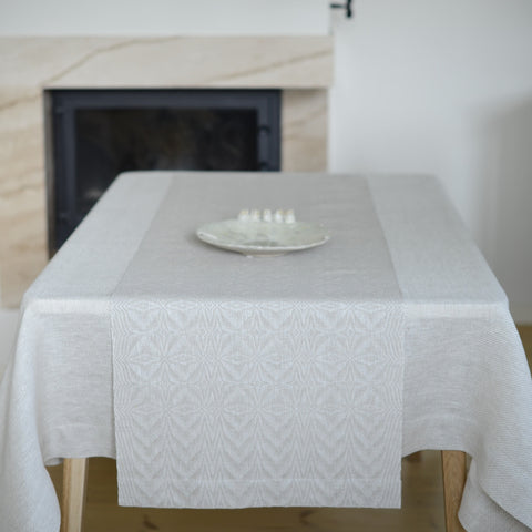 Table Runner Century Gray